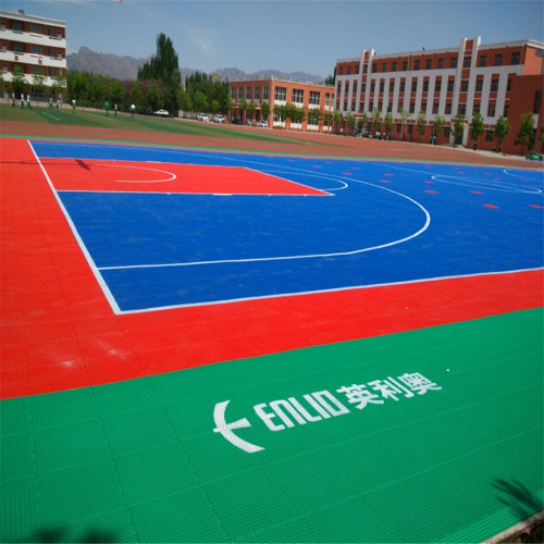 Piso de baloncesto de linio al aire libre