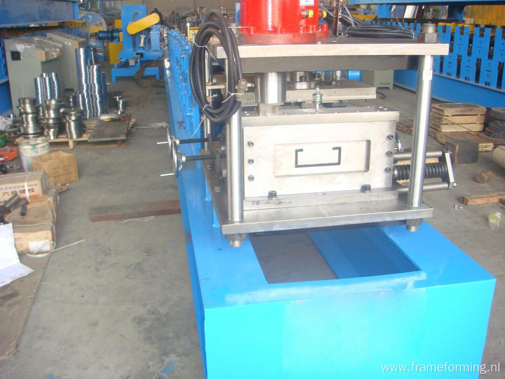 Strut Galvanized U Beam Steel C Channel Purlin Roll Forming Machine