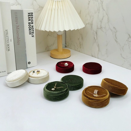 Round Shape Bracelet Packaging Velvet Jewelry Box Organize