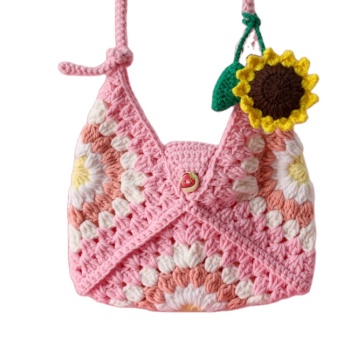 DIY Crochet Phone Bag and Accessories: Stylish and Plush Storage Solutions