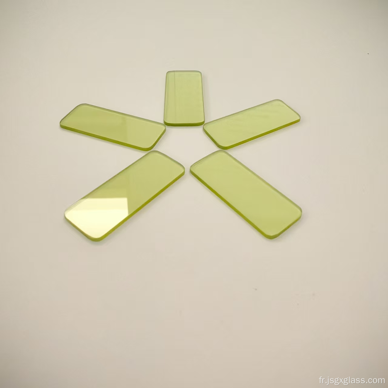 Filtre optique en verre vert LB12 X3C10