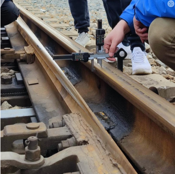 Digital Rail Profile Wear Gauge