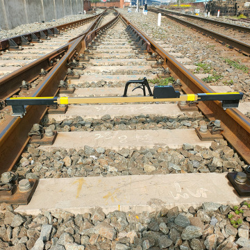 Digital Track Gauge: Precision Measurement System for Railway Turnout Levels