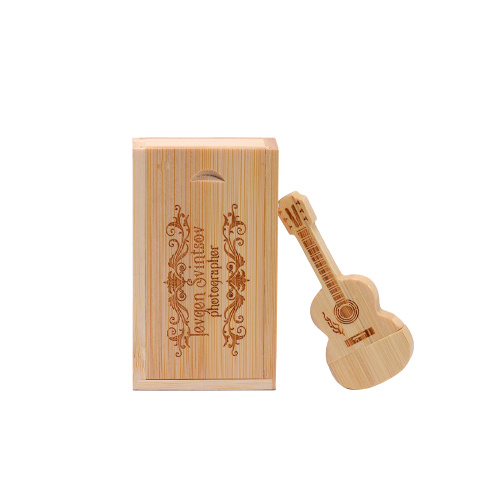 Clé USB en forme de guitare en bois