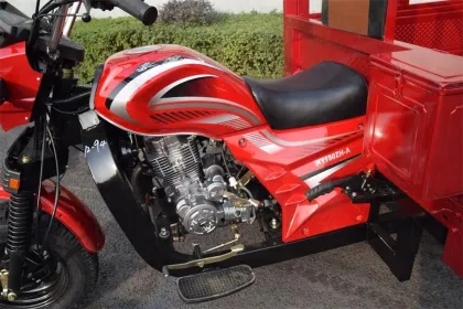 Chongqing Factory Price Ghana Motor Tricycle Zongshen Loncin 150cc/175cc Engine Three Wheel Motorcycle