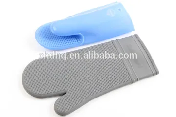 Rubber kitchen gloves