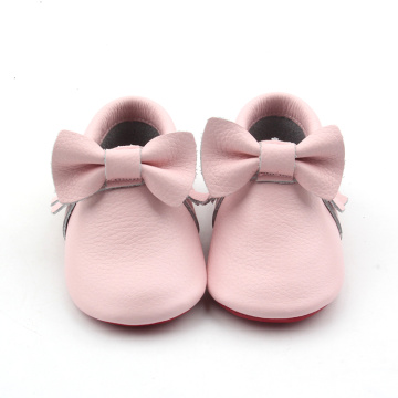 Botas de bebê de couro rosa mocassins de bebê