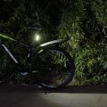 Batteriebetriebene Mini-COB-LED-Fahrradfrontlicht