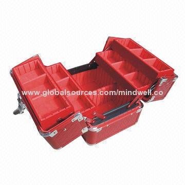 Red aluminum beauty case with 4 foldable trays