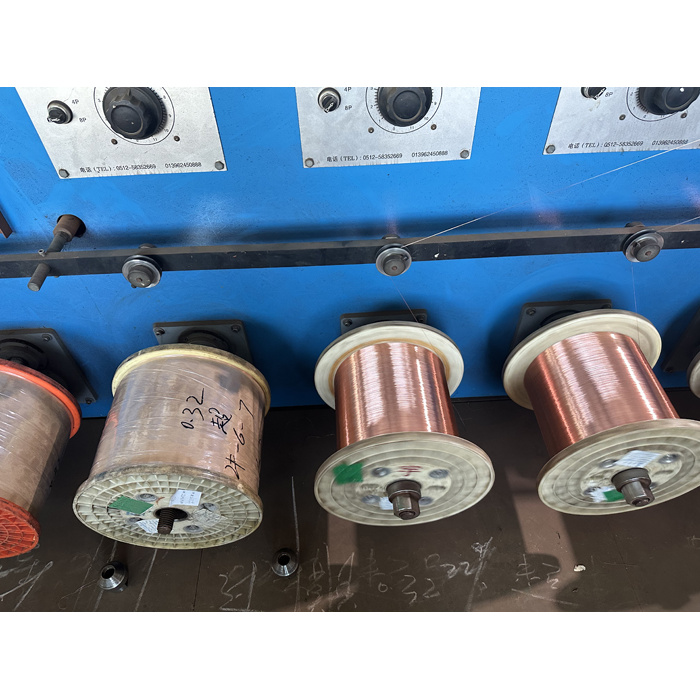 બહુવિધ સ્પષ્ટીકરણોમાં ઉચ્ચ ગુણવત્તાવાળા કોપર એલ્યુમિનિયમ