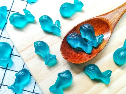 OEM whale jelly sweet gummy candy maker