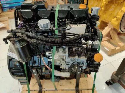 Yanmar 4TNV94L-SSU Diesel Engine Assembly