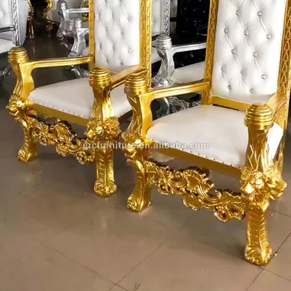 Elegant White Throne Chairs and King Golden Throne Chair for Large Weddings