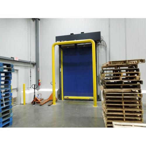 Quick fabric cold storage door for fruit industry