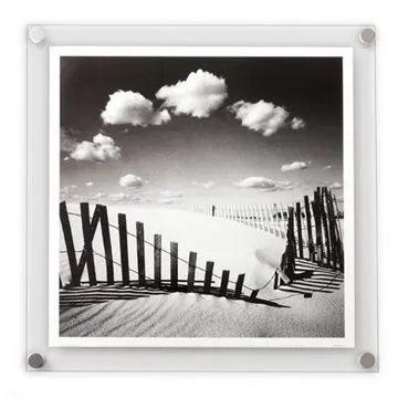 Wall-mounted Photo Frame, Fashionable Design for Gifts