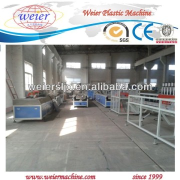 Hollow WPC Decking Flooring/Wood Plastic Composite Floofing/Engineered Flooring machine