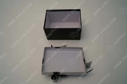 A modest ribbon flower gift box