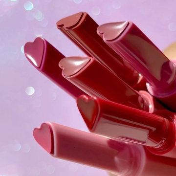Wholesale Vegan Plumping Lip Gloss with Custom Logo