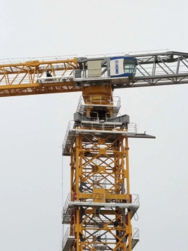 tower crane with fixed base
