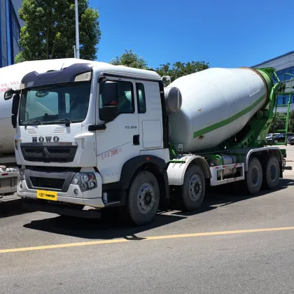 Sinotruk HOWO TX Concrete Mixer Truck