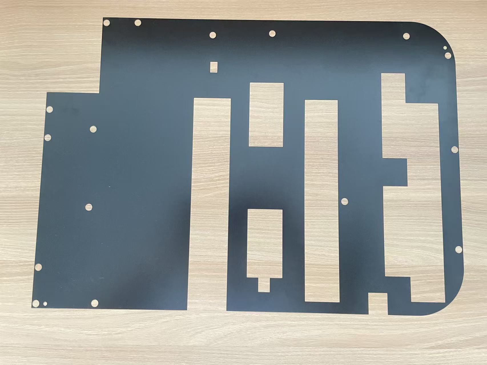 Doublure isolante à l'intérieur du châssis