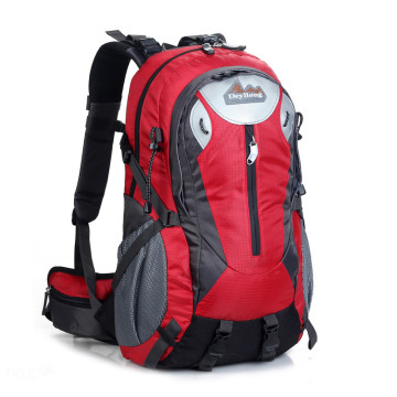 Excellent water repellent performance outing backpack