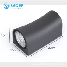 LEDER ميزة سوداء طويلة مصباح الجدار LED في الهواء الطلق