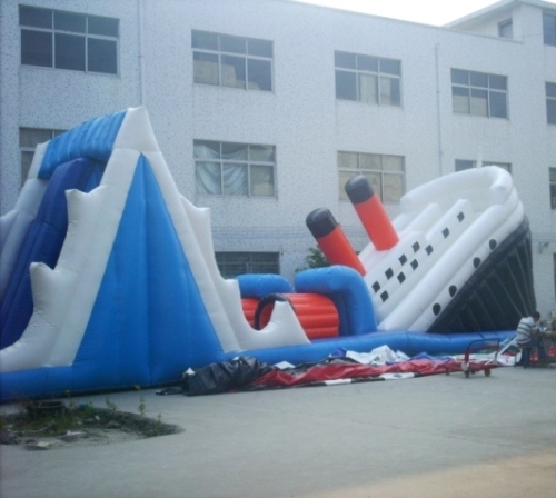 Inflatable Titanic