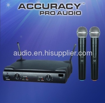 Microfono Wireless UHF Uhf-585