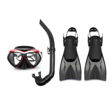 Set di attrezzature per immersioni da nuoto logo personalizzato: occhiali, pinne e maschera da snorkeling per immersioni e snorkeling subacquee