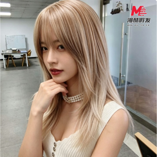 Blonde Ombre Long Straight Synthetic Wig with Bangs 5