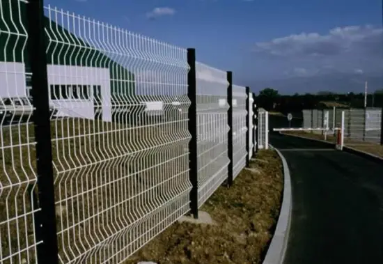 Hot galvanized/PVC Coated welded mesh panel Curvy Welded Mesh Fence