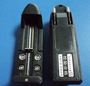Europe Plugs Independent Charger for 18650/14500 Battery