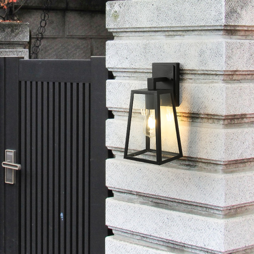 LEDER Classic Outdoor Wall Lamp