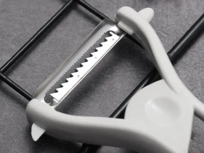 Multi-function Rotating Triangle Peeler Kitchen Fruit Planer