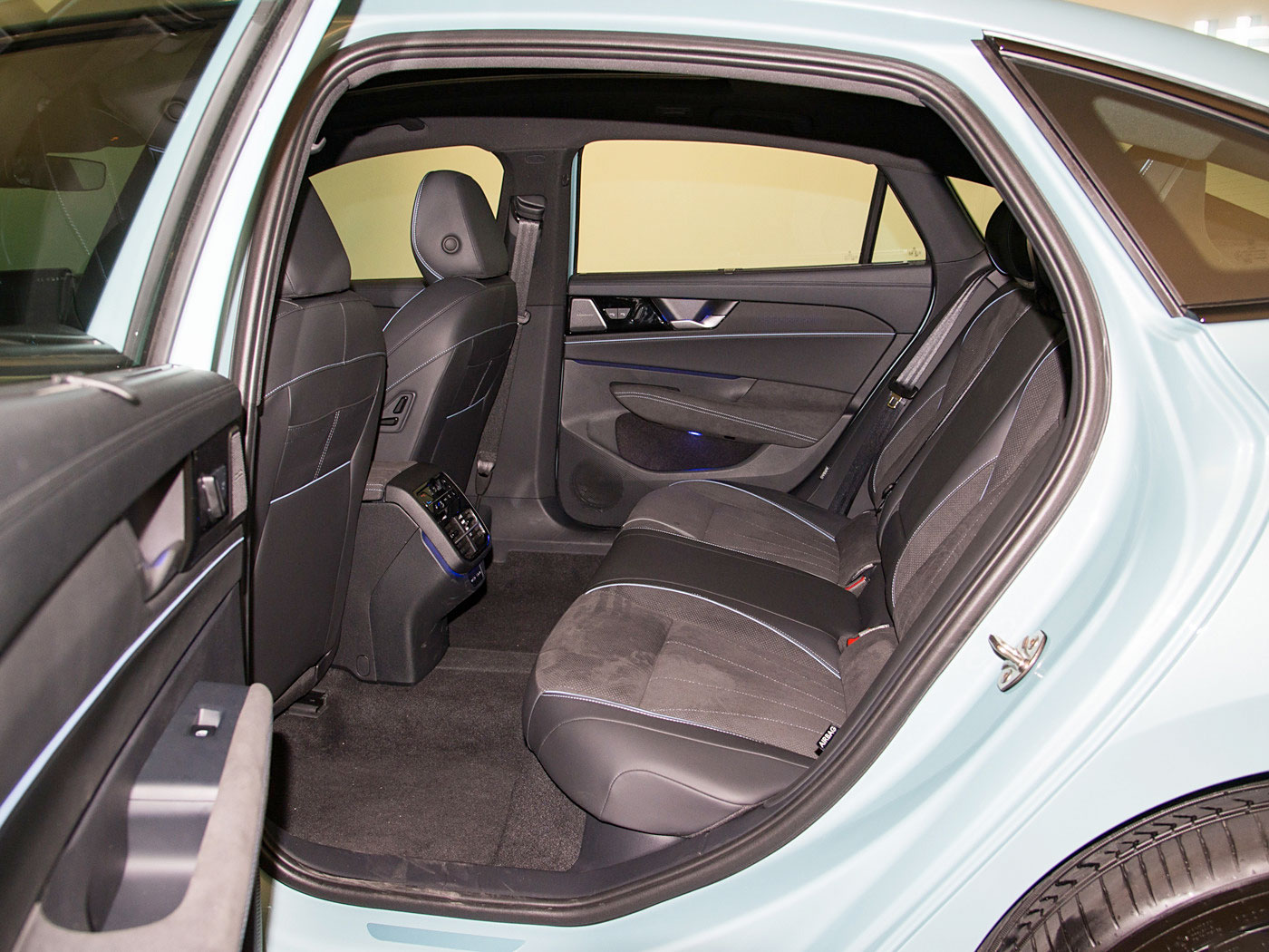 2024 Volkswagen Passat New Car Option