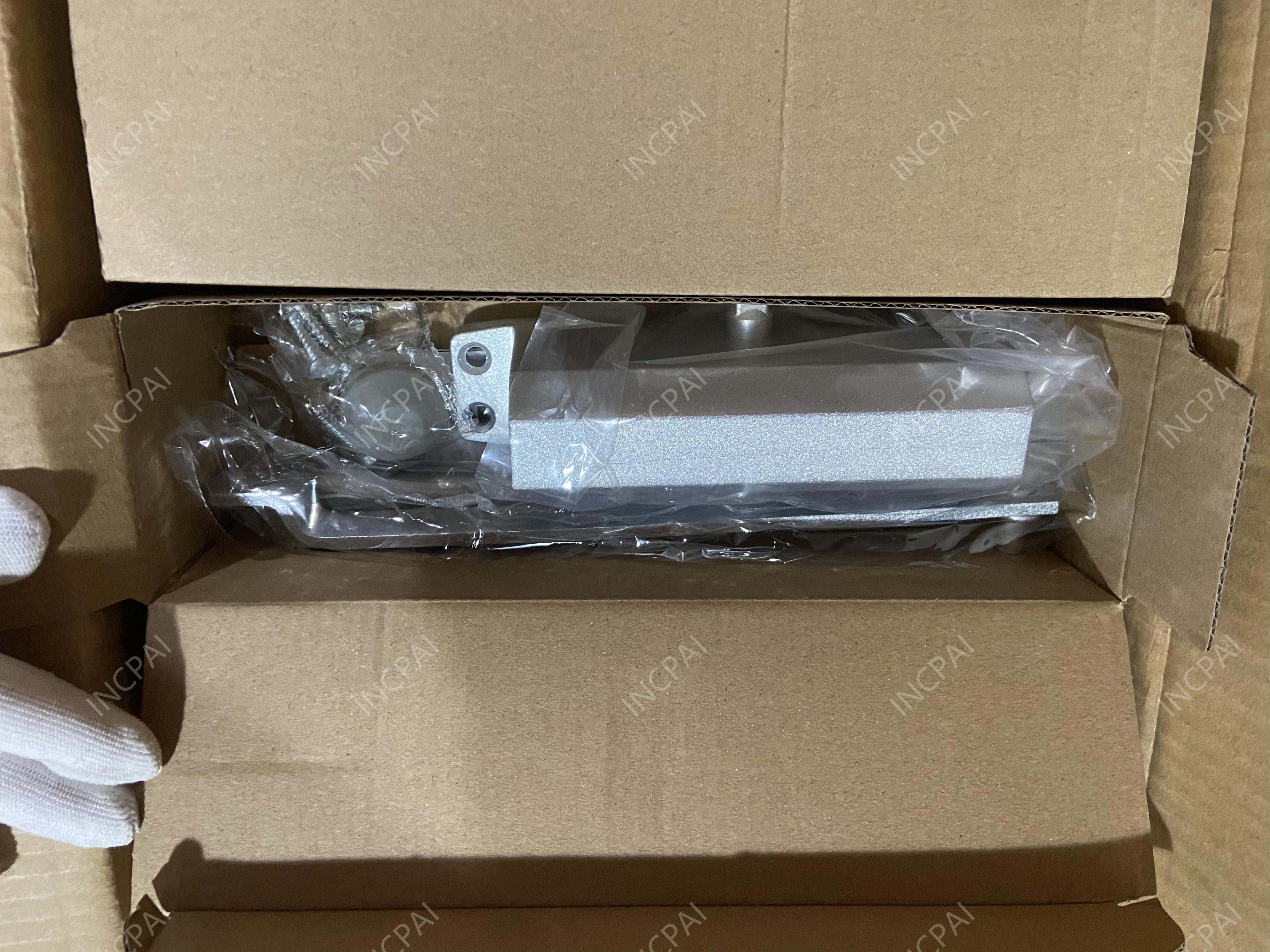 Door closer