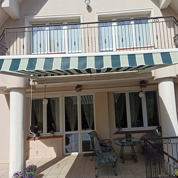 green white 3 Manual Retractable Awning
