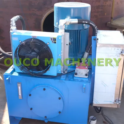 MacGregor Long Telescopic Boom Small Tonnage Vessel Crane