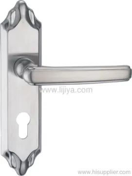 Automatic Door Lock System 