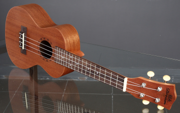 23 inch open ukulele