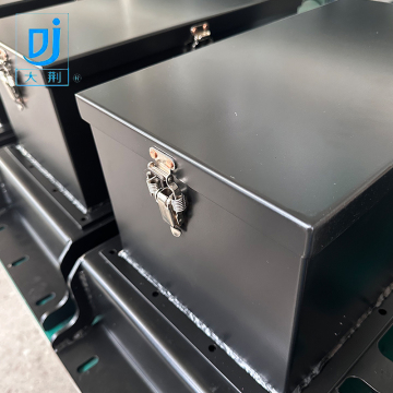 Advanced Rail Wiper System With Durability