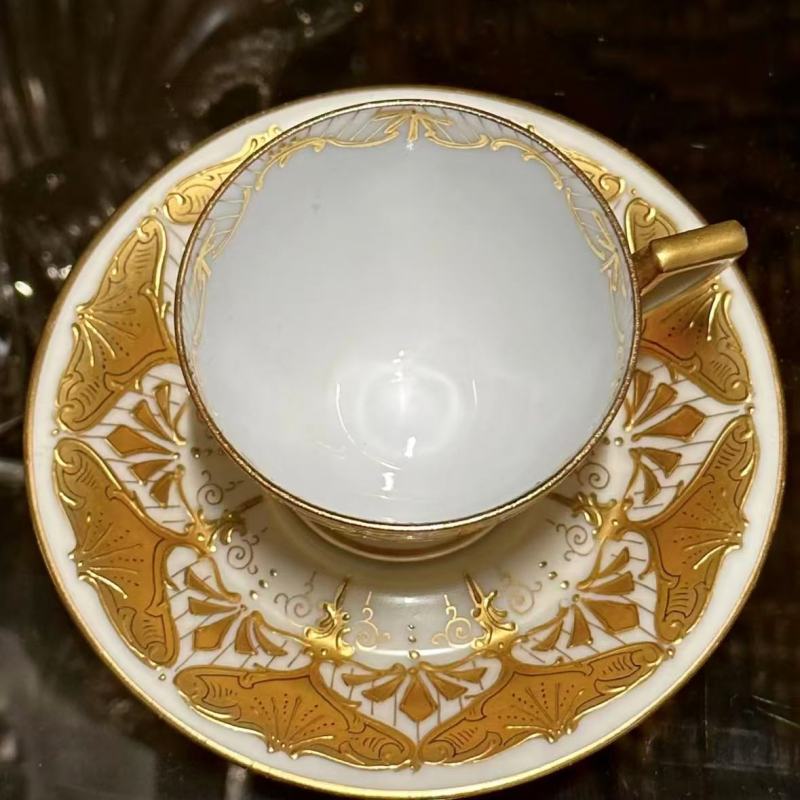 Luxury Gold Trimmed Porcelain Cups and Saucers