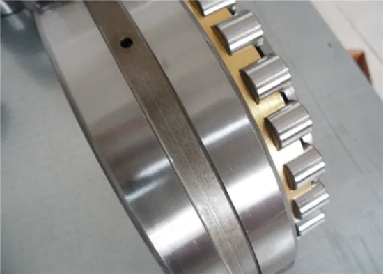 Double Row Brass Cage Cylindrical Roller Bearing Nn3028 , High Precision