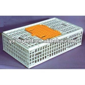 Poultry transport crate with push-pull door