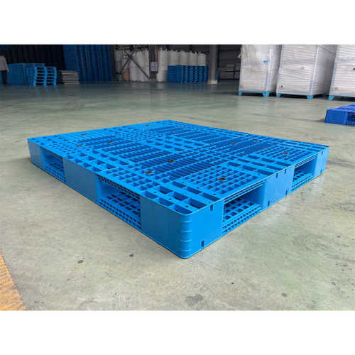 Plastic Double Faced HDPE Stackable Reversible Pallet