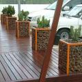 Design moderno de parede de gabião para melhorar a estética do jardim