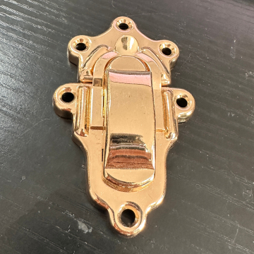 Wholesale Metal Gold Buckles and Locks for Luggage and Gift Boxes
