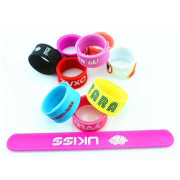 Anti Static Solid Color Slap Embossed Eco Friendly Dustproof Customized Silicone Bracelets