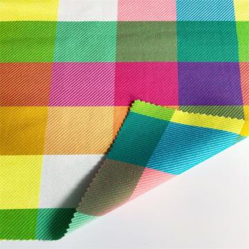 Tessuto jacquard tinto in filo 100% poliestere